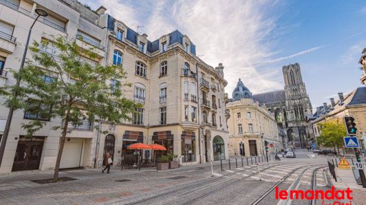 Appartement de 102m2 - 5 pièces - Reims - Quartier Place du Forum