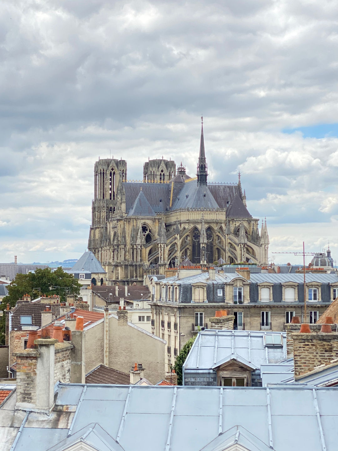 Appartement de 108m2 - 5 pièces - Reims - Quartier Cathédrale