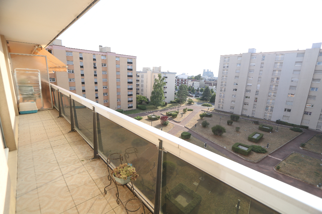 Appartement de 108m2 - 5 pièces - Reims