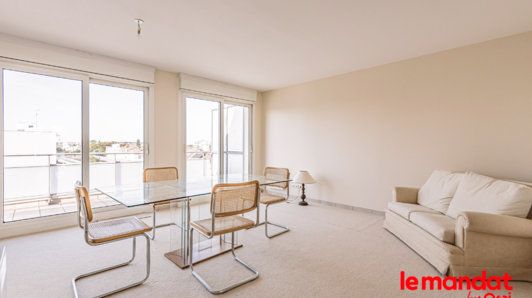 Appartement de 111m2 - 5 pièces - Reims - Quartier Libergier - Chanzy