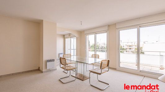 Appartement de 111m2 - 5 pièces - Reims - Quartier Libergier - Chanzy