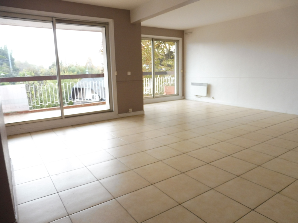 Appartement de 112m2 - 5 pièces - Reims - Quartier Clairmarais