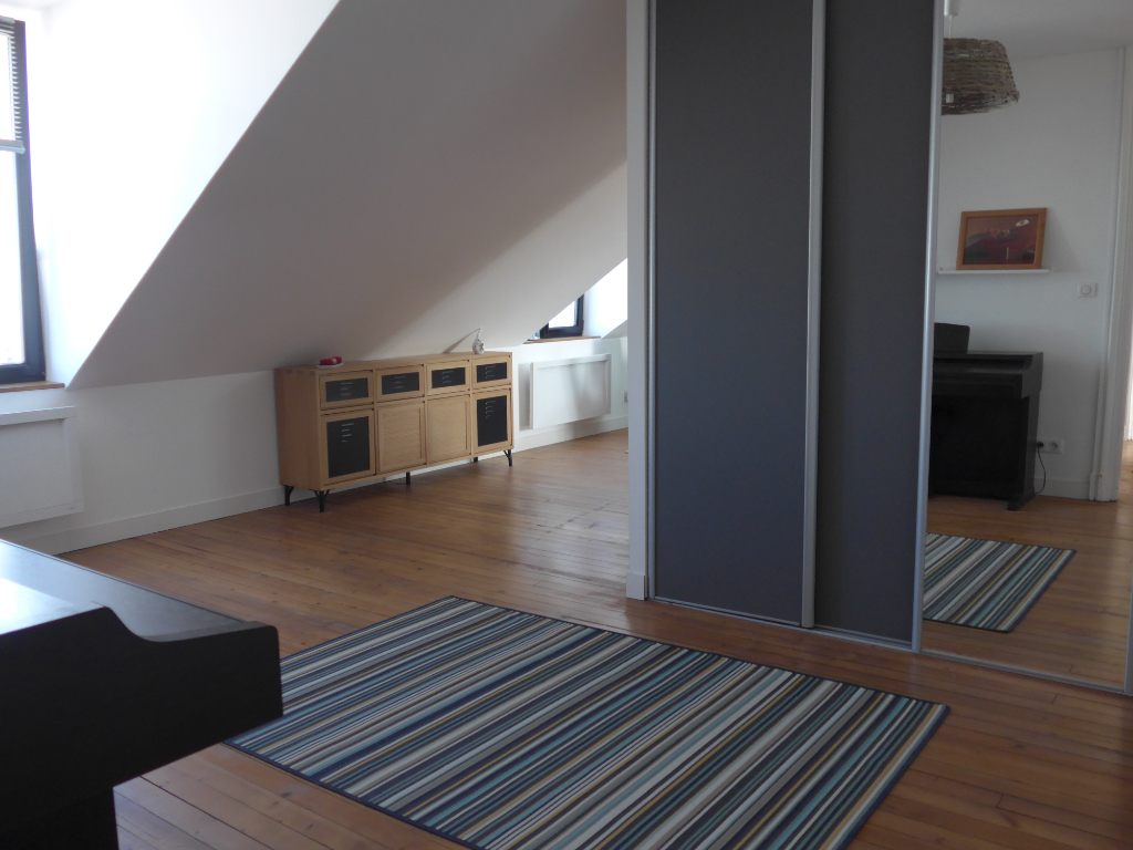 Appartement de 115m2 - 7 pièces - Reims - Quartier Centre Ville - Moissons