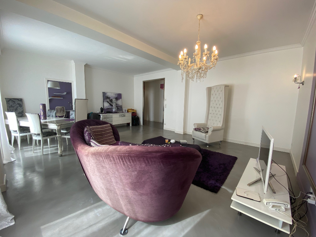 Appartement de 122m2 - 5 pièces - Reims