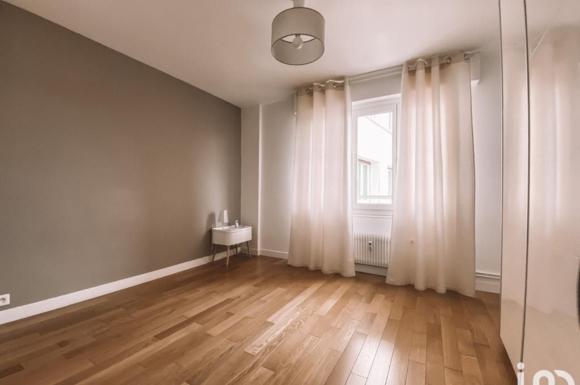 Appartement de 140m2 - 6 pièces - Reims - Quartier Boulevard De La Paix