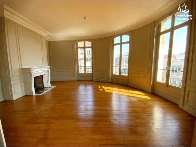 Appartement de 200m2 - 6 pièces - Reims