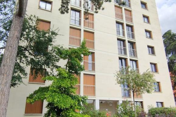 Appartement de 80m2 - 3 pièces - Reims