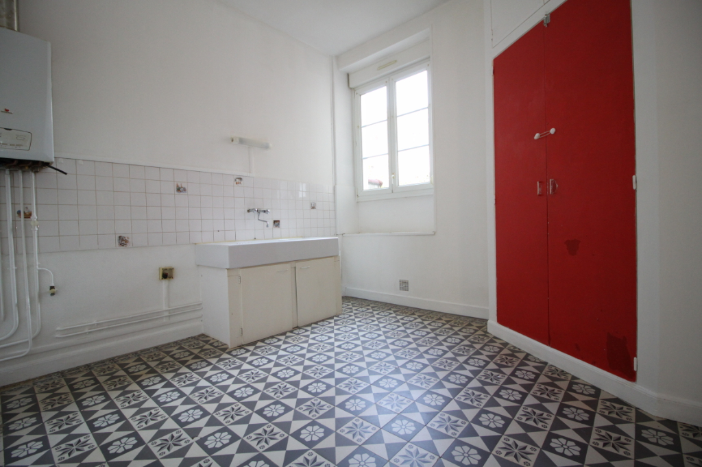 Appartement de 80m2 - 4 pièces - Reims - Quartier Clairmarais - Place Amélie Doublié