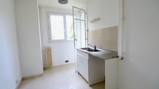 Appartement de 80m2 - 5 pièces - Reims - Quartier Henry Vasnier - Saint-Nicaise