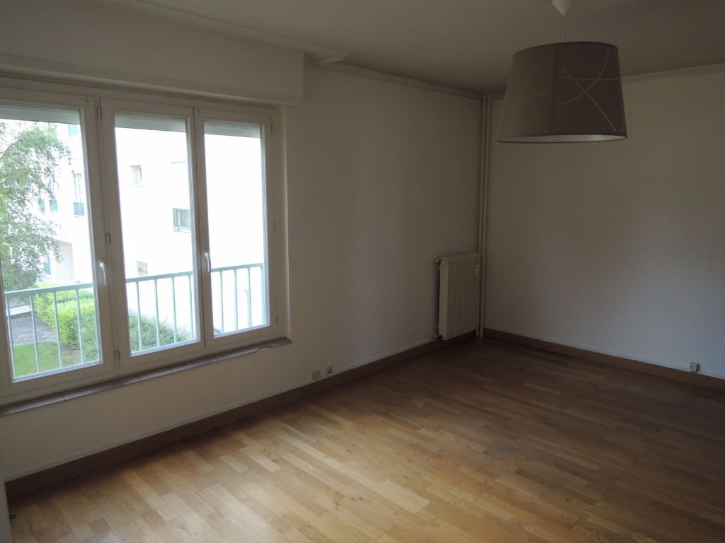 Appartement de 83m2 - 5 pièces - Reims - Quartier Avenue De Laon