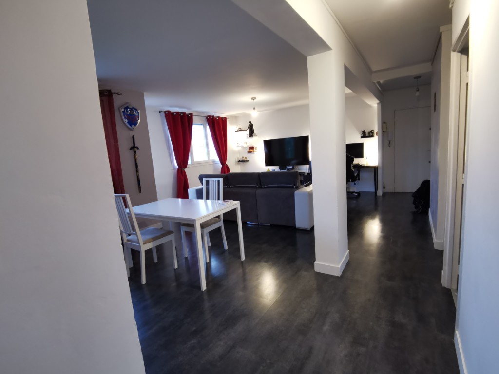 Appartement de 83m2 - 5 pièces - Reims - Quartier Clairmarais