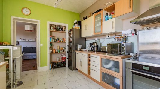 Appartement de 86m2 - 5 pièces - Reims - Quartier Avenue De Laon