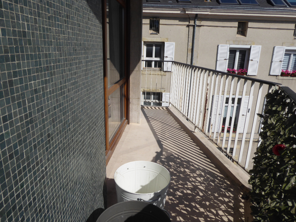 Appartement de 90m2 - 5 pièces - Reims - Quartier Centre Ville - Moissons