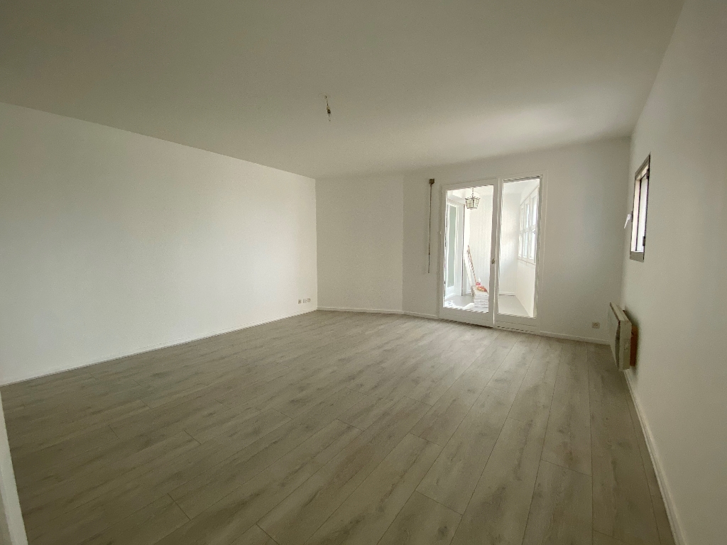 Appartement de 94m2 - 4 pièces - Reims - Quartier Proche canal