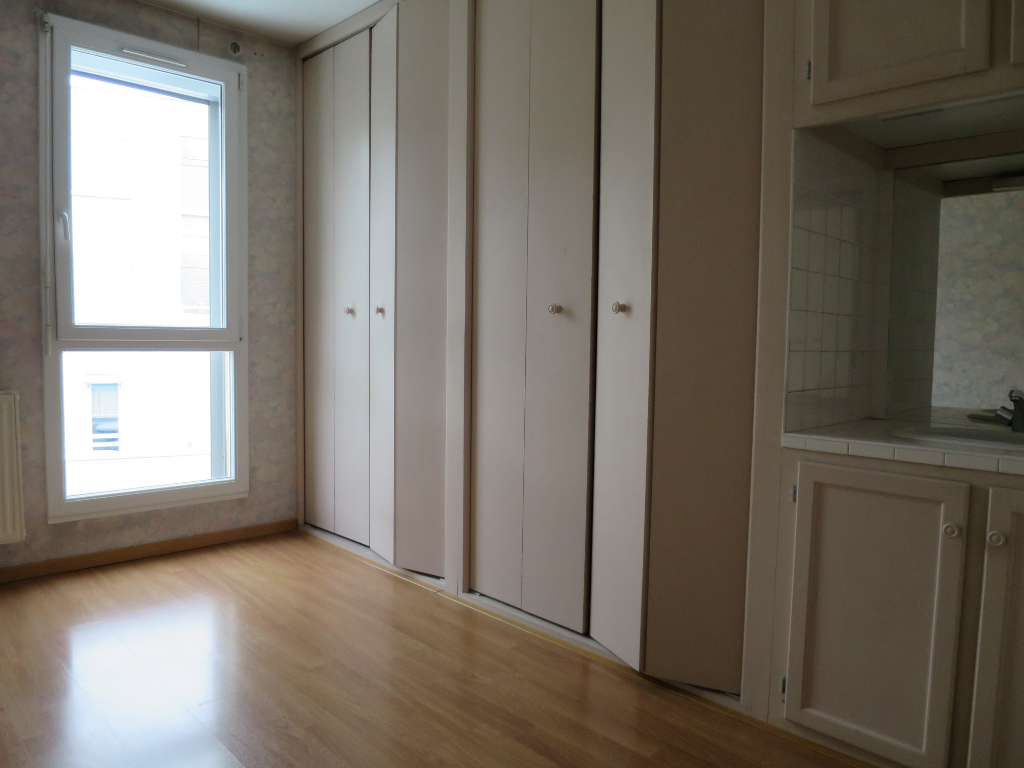 Appartement de 98m2 - 6 pièces - Reims - Quartier Clovis