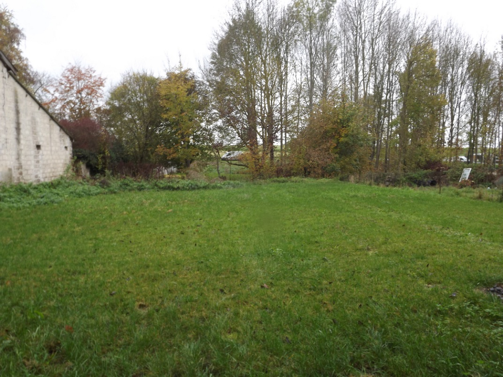 Grange de 300m2 - 1 pièce - Reims