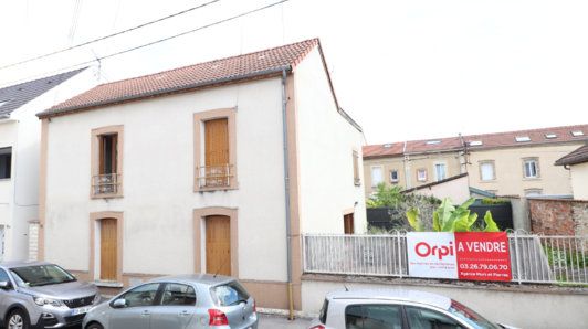 Immeuble de 130m2 - Reims - Quartier Clairmarais