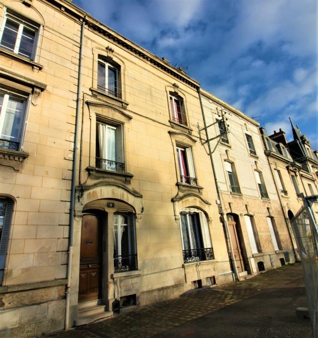 Immeuble de 224m2 - Reims