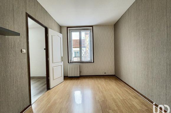 Immeuble de 230m2 - 13 pièces - Reims - Quartier Jamin