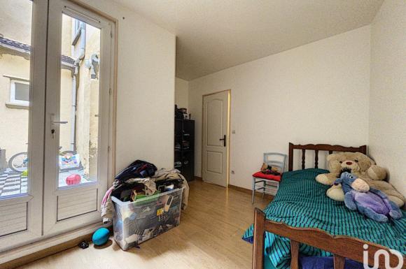 Immeuble de 230m2 - 7 pièces - Reims - Quartier Jamin