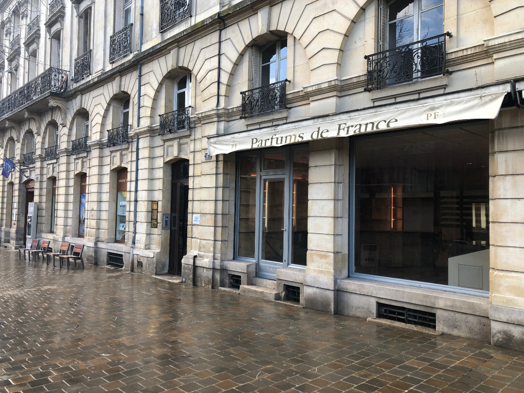 Local commercial de 100m2 - Reims