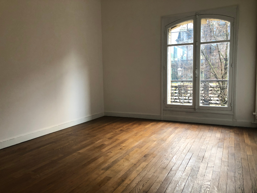 Local commercial de 100m2 - Reims