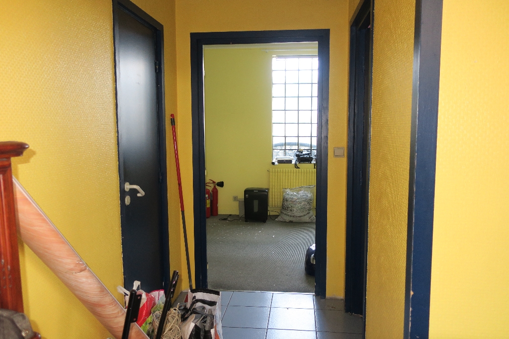 Local commercial de 105m2 - 3 pièces - Reims