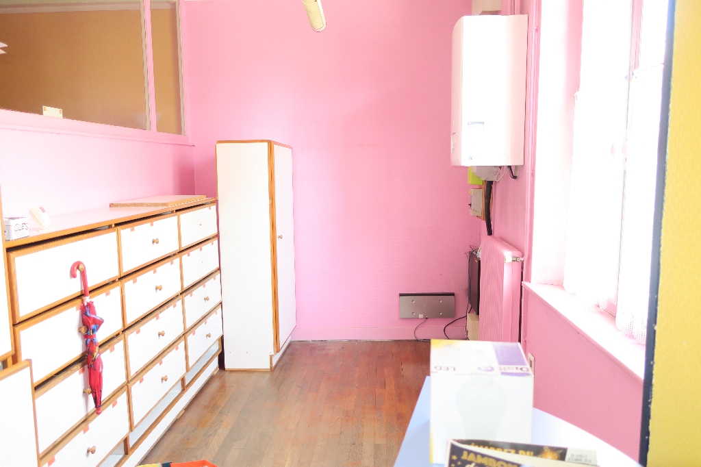 Local commercial de 105m2 - 3 pièces - Reims