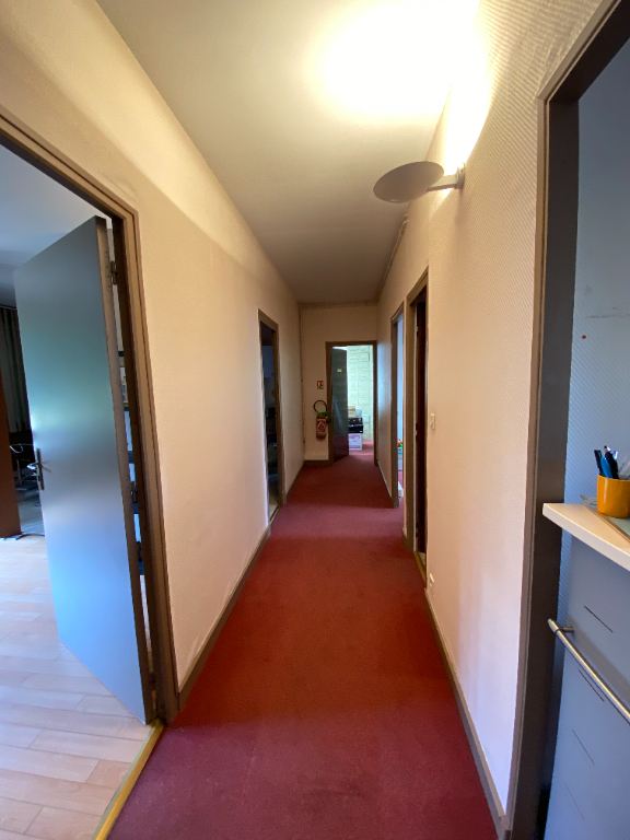 Local commercial de 76m2 - 4 pièces - Reims