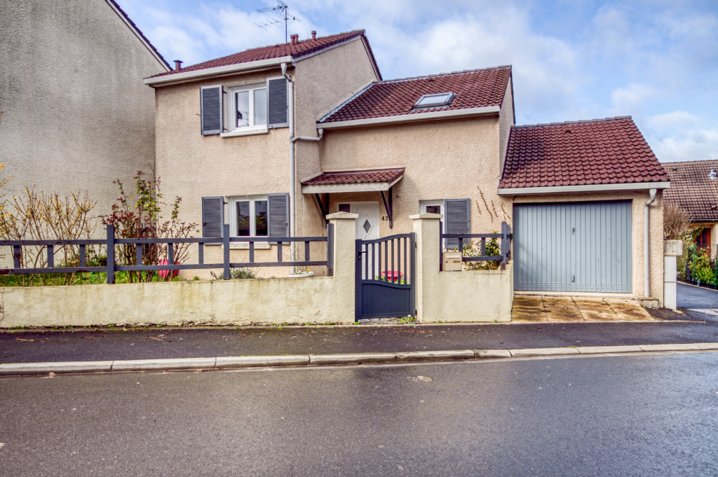 Maison de 105m2 - 5 pièces - Reims