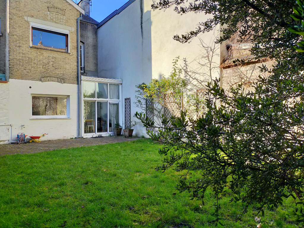 Maison de 142m2 - 7 pièces - Reims - Quartier Jamin