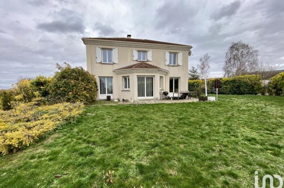 Maison de 150m2 - 5 pièces - Reims
