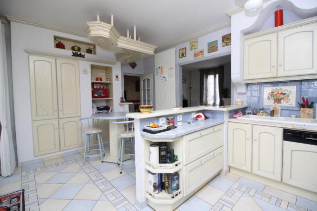 Maison de 150m2 - 6 pièces - Reims - Quartier Avenue De Laon - Clairmarais