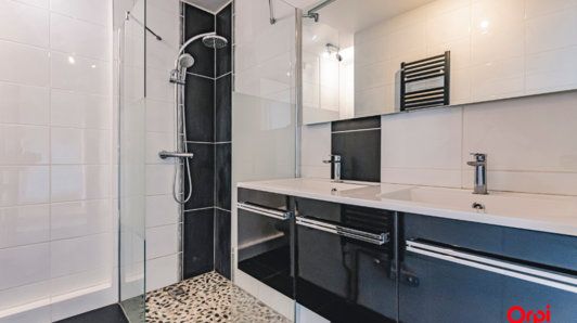 Maison de 187m2 - 8 pièces - Reims - Quartier Avenue De Paris
