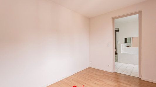 Maison de 230m2 - 9 pièces - Reims - Quartier Dauphinot