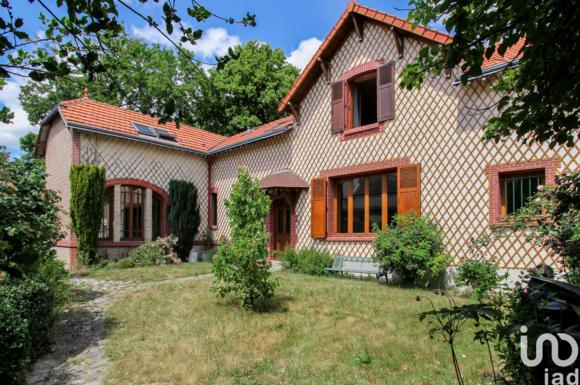 Maison de 245m2 - 10 pièces - Reims - Quartier Clairmarais - Jamin