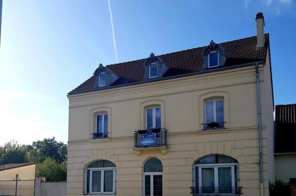 Maison de 250m2 - 7 pièces - Reims