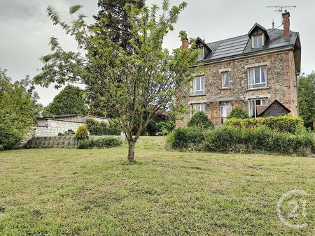 Maison de 257m2 - 7 pièces - Reims