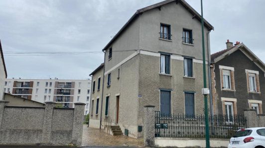 Maison de 277m2 - 12 pièces - Reims - Quartier Neufchatel