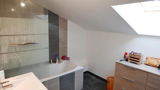 Maison de 90m2 - 5 pièces - Reims