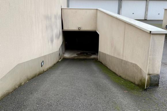 Parking de 12m2 - Reims