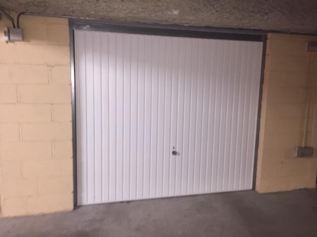 Parking de 25m2 - Reims - Quartier Clairmarais - Saint Remi