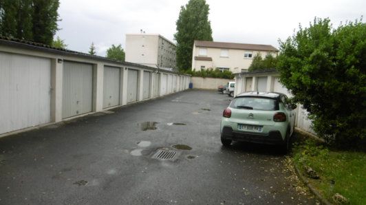 Stationnement de 15m2 - Reims - Quartier Sainte Anne