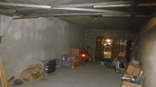 Stationnement de 24m2 - Reims - Quartier Saint Remi